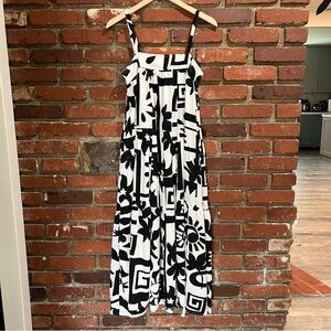 Abel The Label women's black and white patterned midi dress size XS‎ NWT